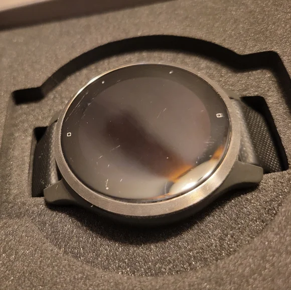 Garmin Venu 2s Smartwatch with Extra Watch Bands - Picture 7 of 10